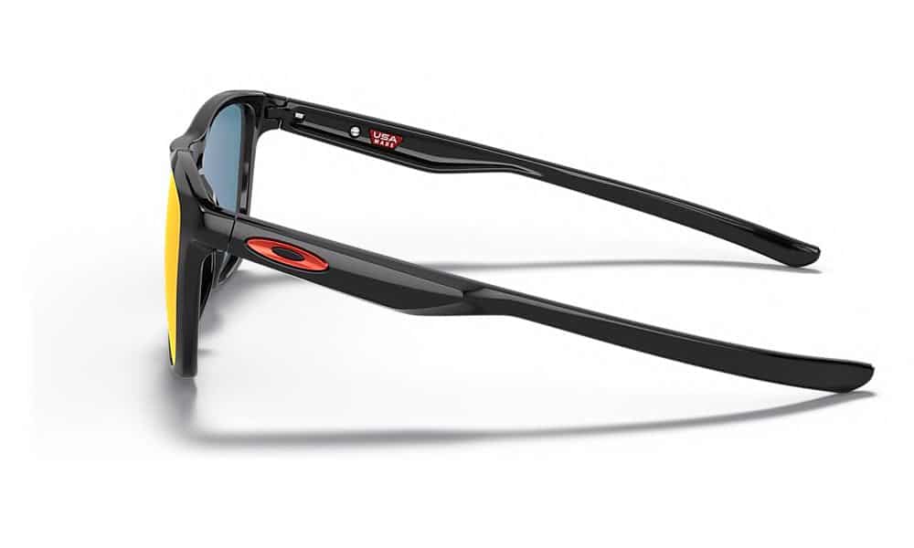 This is an image of Sunglasses Sunglasses Oakley TRILLBE X BLK/RUBY SUNGLASSES
