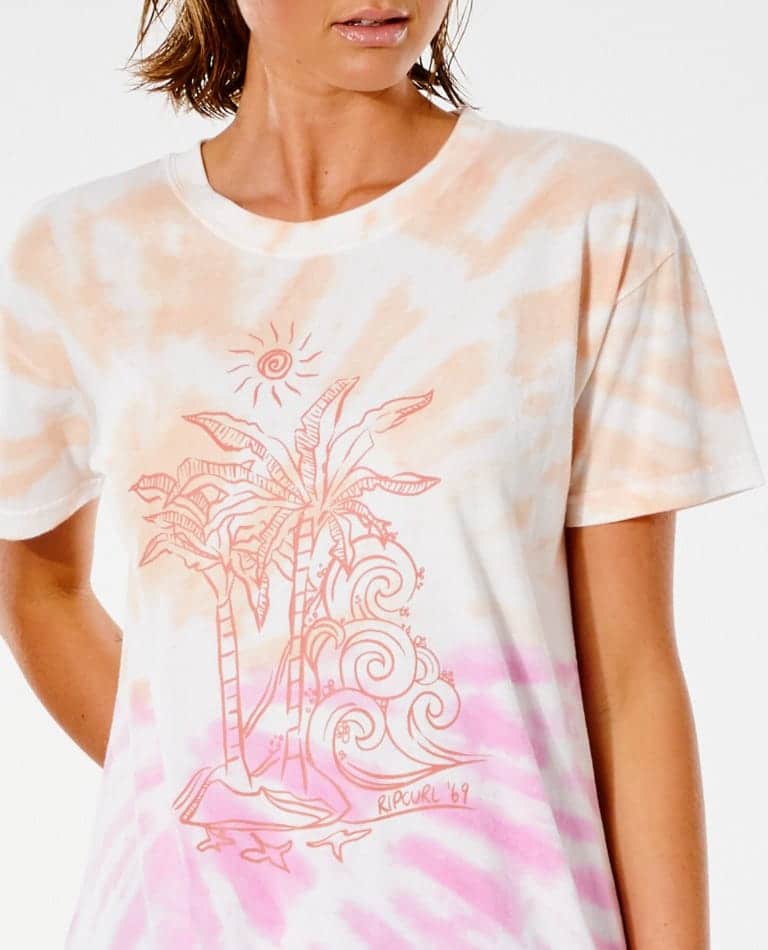 This is an image of Maui Nix Sale Items Tees and Tops Women RIP CURL WOMEN’S TROPICAL PARADISE OVERSIZED TEE