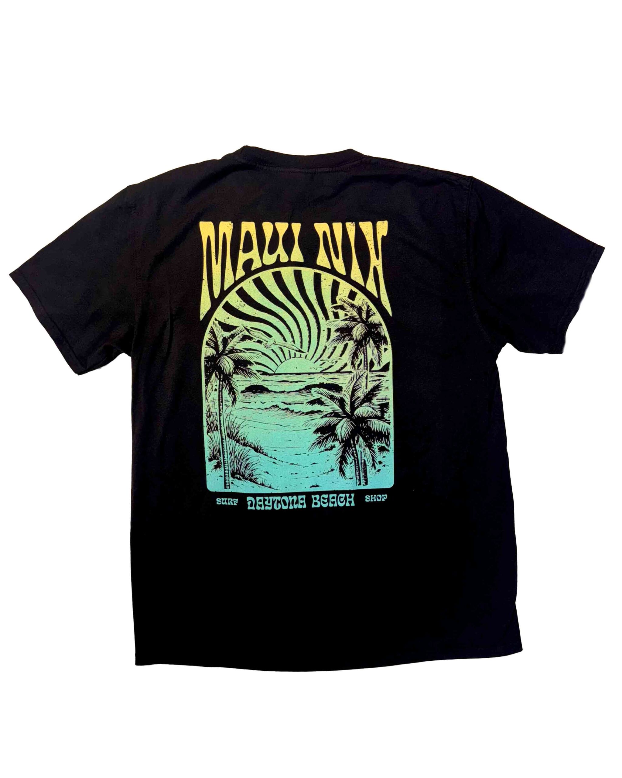 This is an image of Maui Nix Kiss the Sky tee